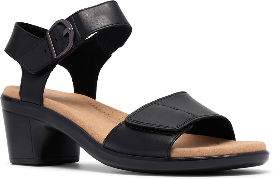 CLARKS Women's Emily2 Amanda in Black Leather - 8M