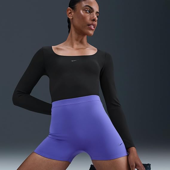 Nike Form Women's Training Shorts Size X-Large