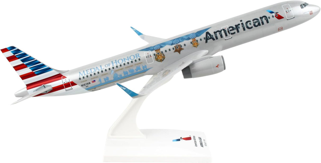 Daron SkyMarks American A321 1/150 "Medal of Honor (SKR1114) Ages 14+