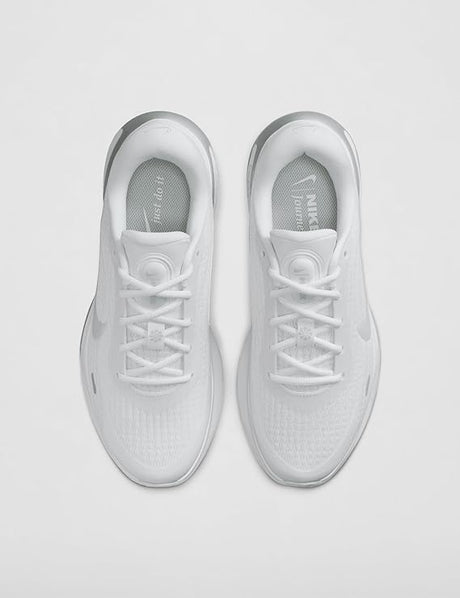 Nike Women's Journey Run- Size- 6.5