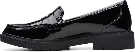 Clarks Women's Westlynn Ayla Loafers  Size 8.5