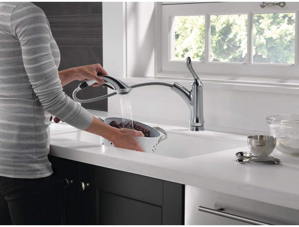 DELTA® 4353-AR-DST Linden™ Kitchen Faucet