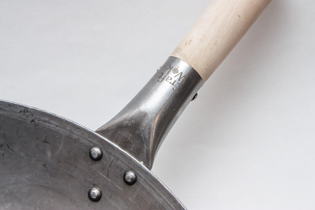 *Craft Wok Hand Hammered 14in Flat Bottom, Carbon Steel Wok with Wooden Handle, 731W316