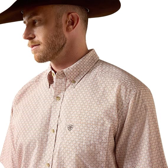 ARIAT Men's Nels Classic Fit SS Shirt in Almond Oil Geo Print - SM
