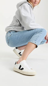 VEJA Women's Campo Sneakers  7
