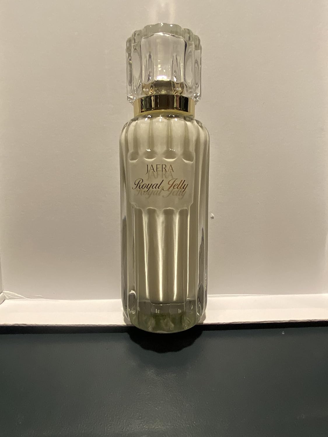 JAFRA Royal Jelly Milk Balm Moisturizer