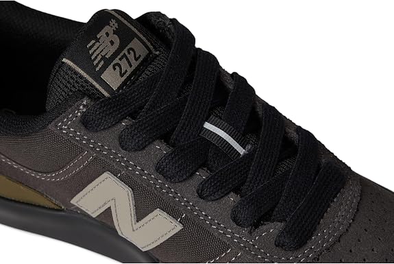NEW BALANCE Men's NB Numeric 272 in Black Cement - 10.5D