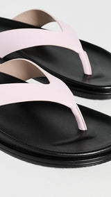 Stuart Weitzman Women's Marykate Thong Sandals  7 MED/7.5 MED