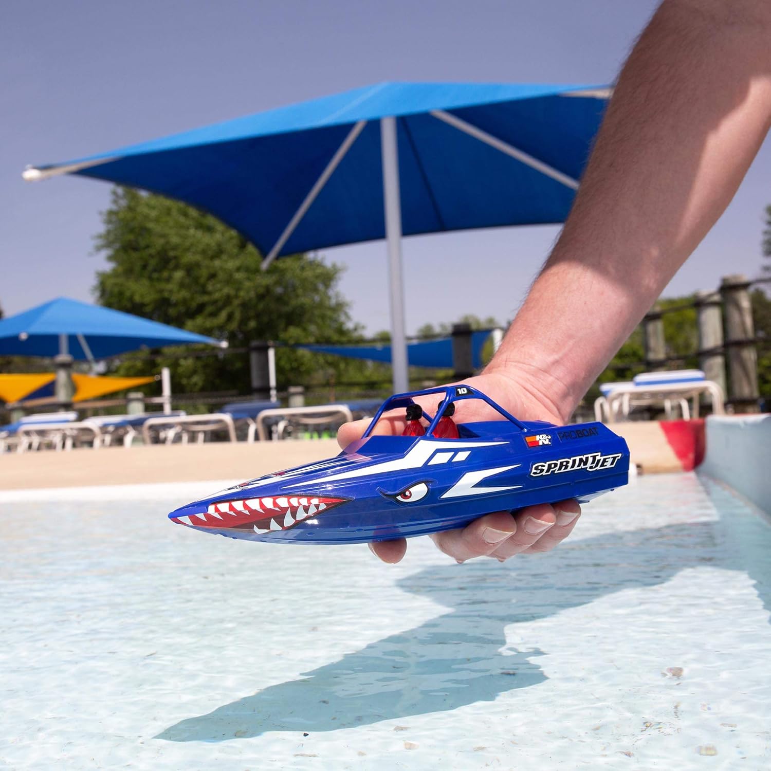 Pro Boat Sprintjet 9" Self-Righting Deep-V Jet Boat  Blue