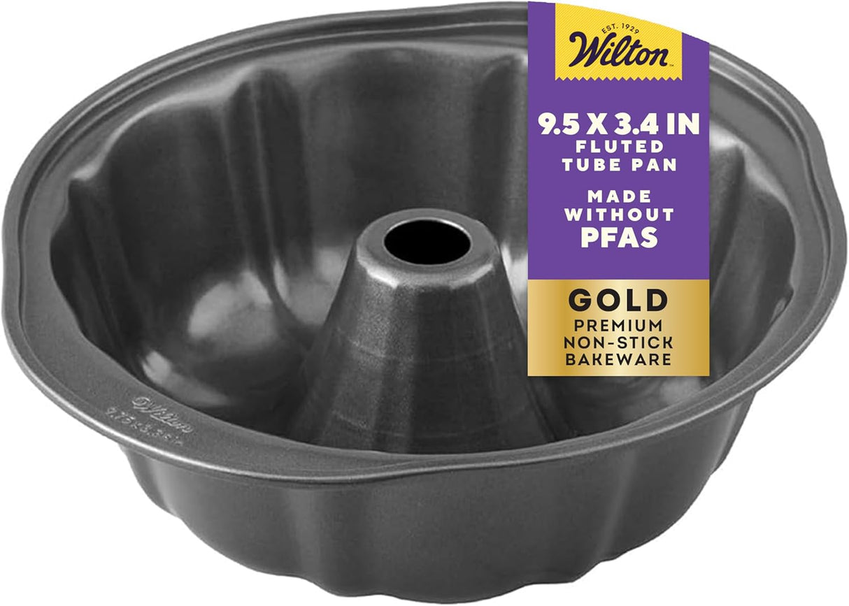 Wilton Gold Non-Stick 9.49 in Fluted Bundt Cake Pan, Stainless Steel Bakeware