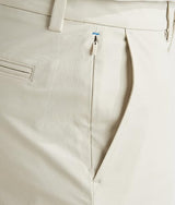Vineyard Vines 9" On-the-go Shorts (Men's - Stone - Size-33)