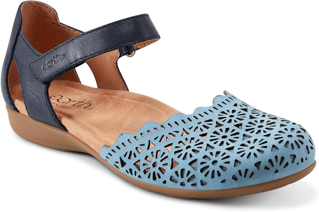 Earth Women's Bronnie Round Toe Casual Slip On Flat Shoes Blue 8M