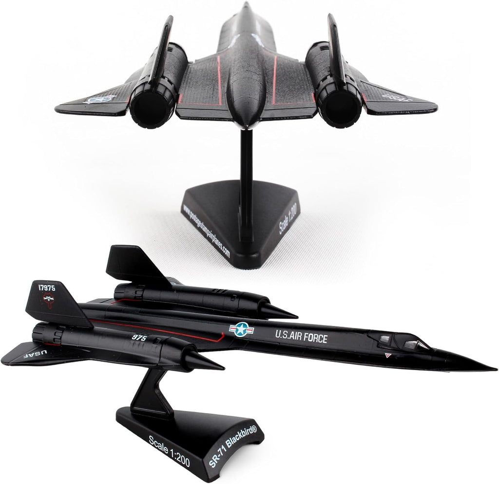 Daron Postage Stamp USAF SR-71 Blackbird Die-Cast Metal Model – 1:200 Scale
