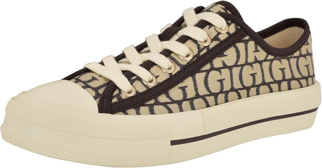 Guess Women's Carey Size 5