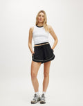 Cotton On Women’s Cotton On Woven curved hem shorts - Black