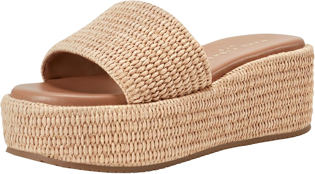 Marc Fisher LTD Women's Daylin wedge sandal  6 Med