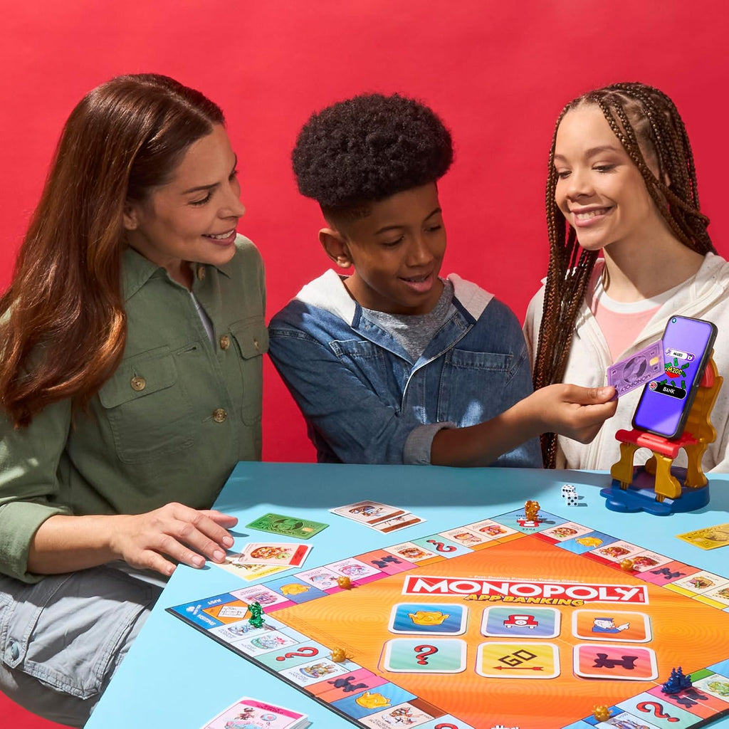 Monopoly App Banking Board Game| App-Enabled Game | Links to Smart Devices | Ages 8+ | 2 to 6 Players | 45 Mins. | Family Games for Kids