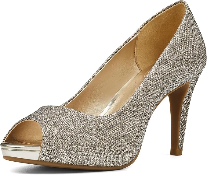 Bandolino Women's Rainaa Pump | Party Shoes  Size 7