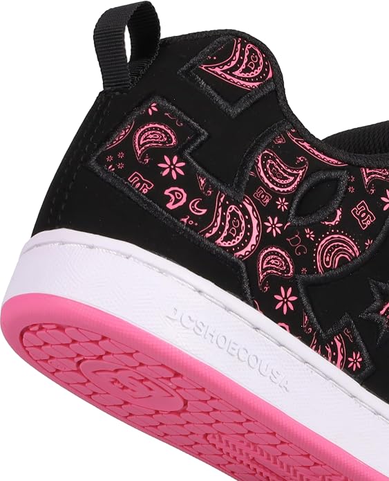 DC SHOES Women's Court Graffik Sneaker (Size: 6.5)