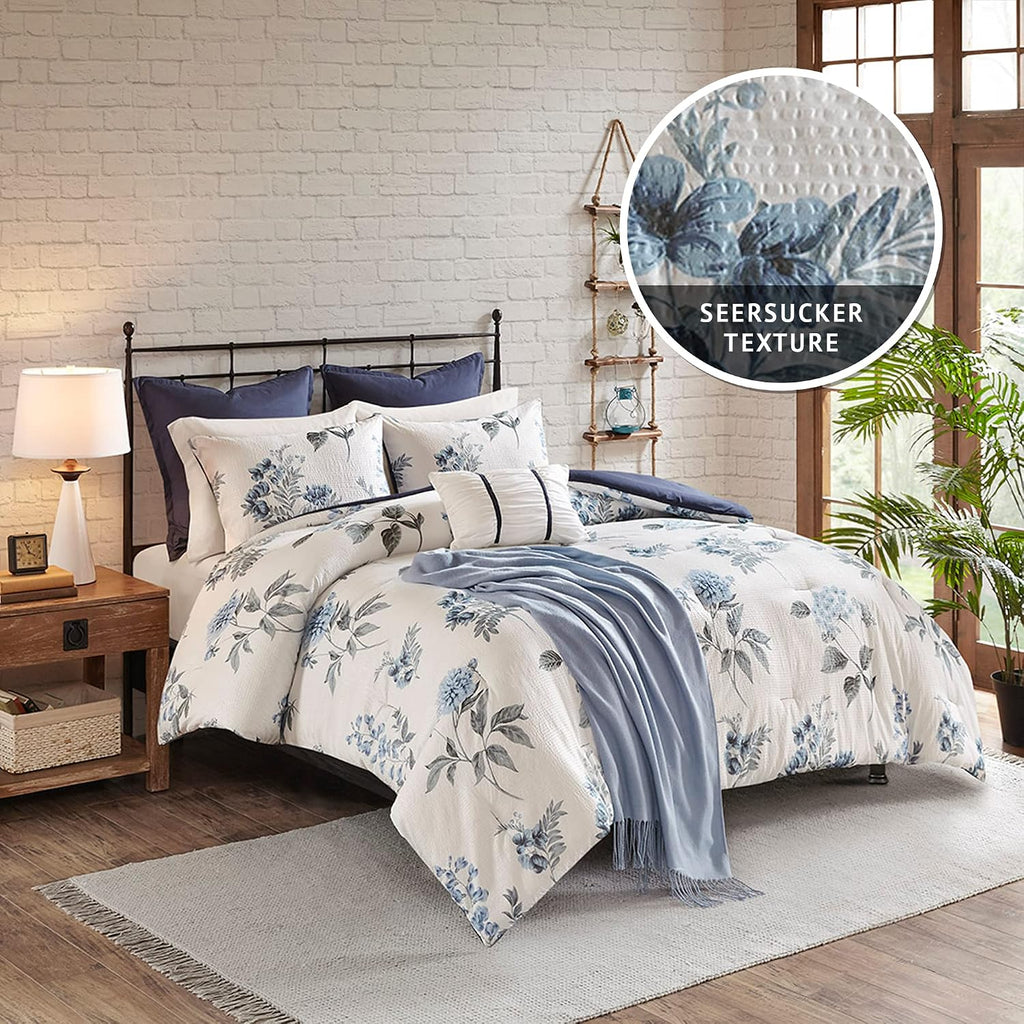 Madison Park (King / Cali King) 7-Piece Printed Seersucker Comforter Set with Throw Blanket - Zennia Blue