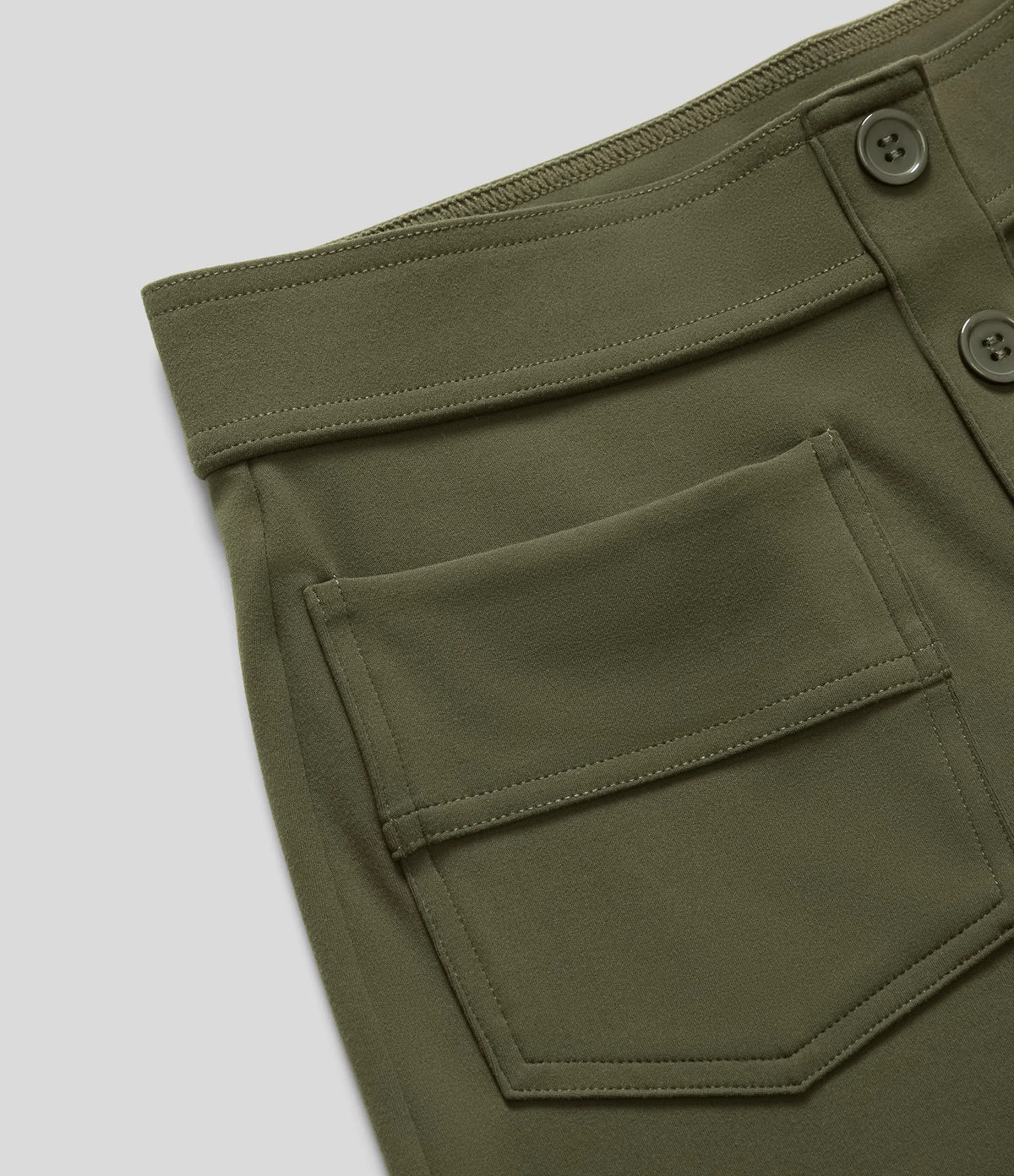HALARA | Women's DayStretch High Waisted Pockets Straight Leg Casual Pant in Forest Night | L (12/14)