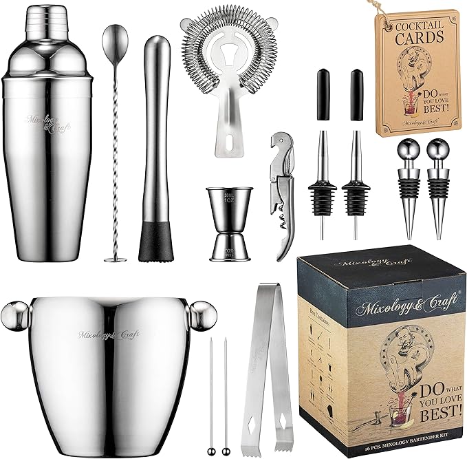 MIXOLOGY AND CRAFT 16 PIECE BARTENDER KIT