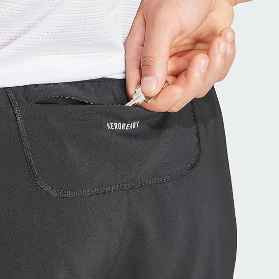 adidas | Men's On The Run B Short | Small