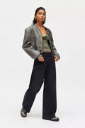 URBAN OUTFITTERS | Women's BDG | OZZY Loose Jean in Black | 28