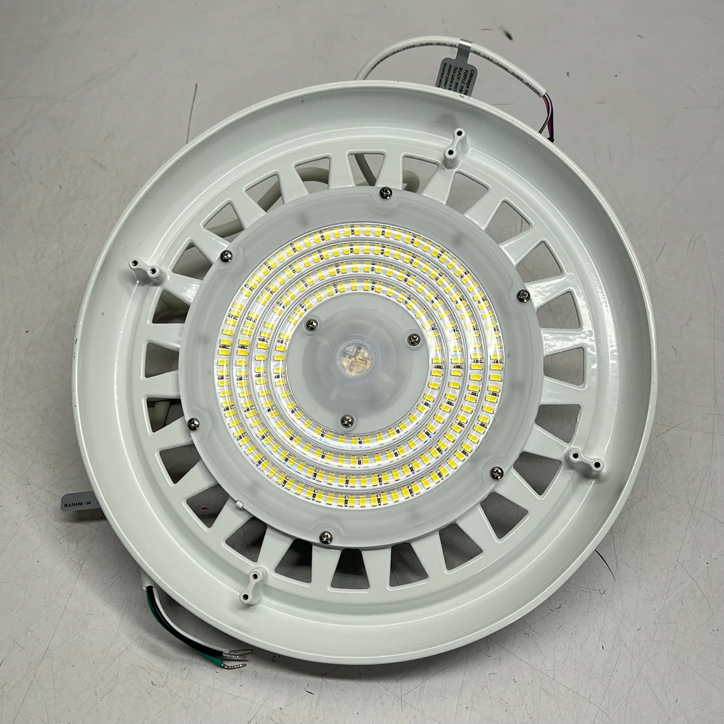 GREENTEK UFO LED High Bay Light Hook Mount 21,200 Lumens 150W White 111-100201