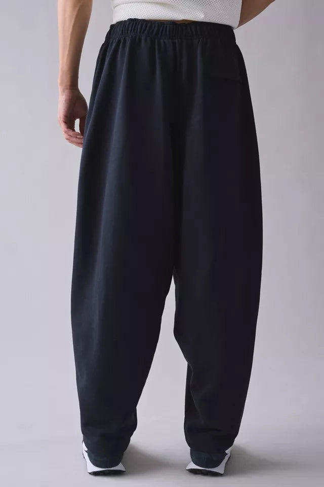 *Black Nike Club Relaxed Sweatpants Mens M