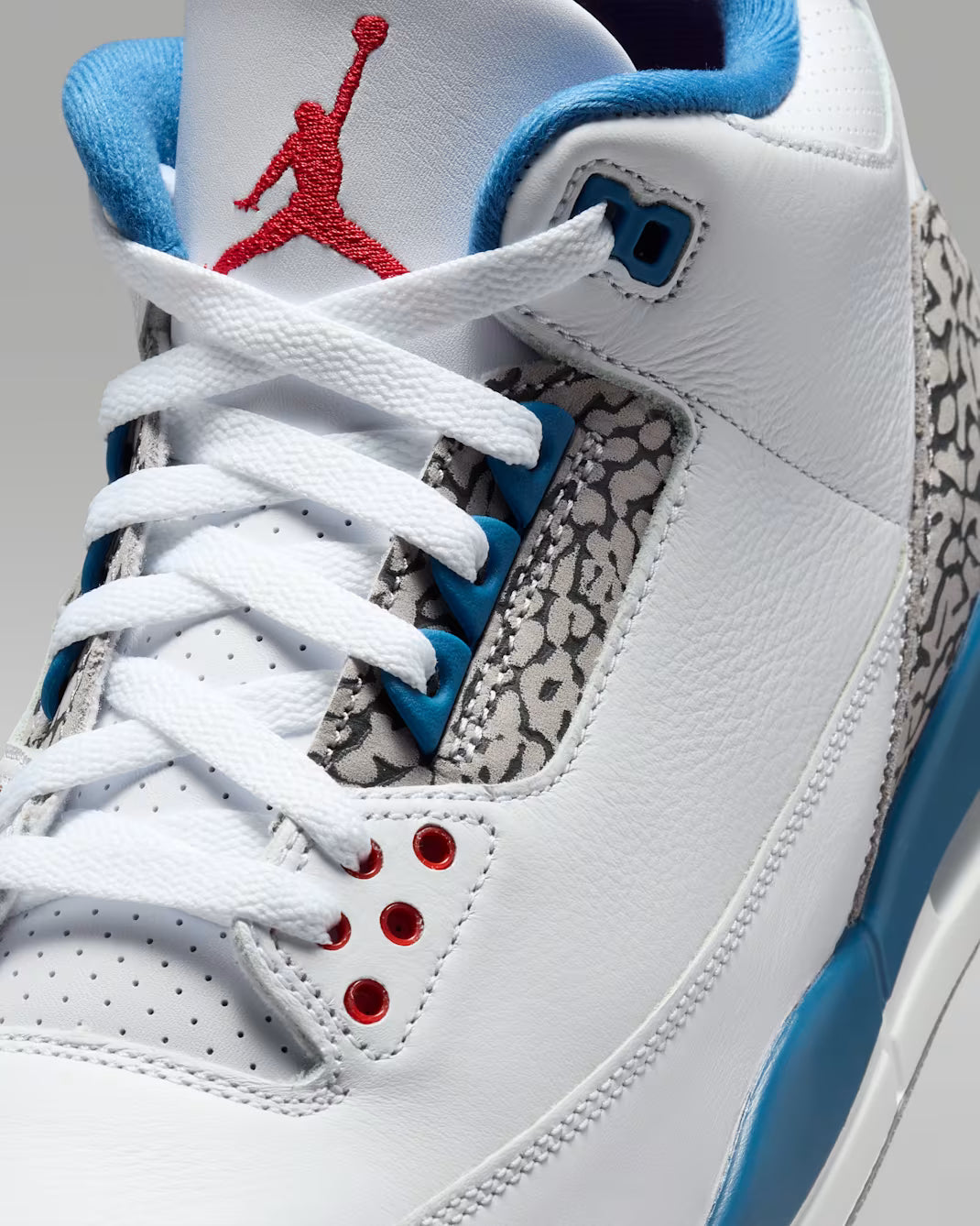 *AIR JORDAN 3 RETRO OG "TRUE BLUE Men– 13- White/Fire Red-true Blue