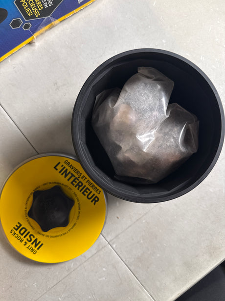 NATIONAL GEOGRAPHIC Professional Rock Tumbler Kit - Complete Rock Tumbler for Adults & Kids with Durable 2 Lb. Barrel, Rocks, Grit, and Patented GemFoam Finishing Foam Polish, Rock Polisher