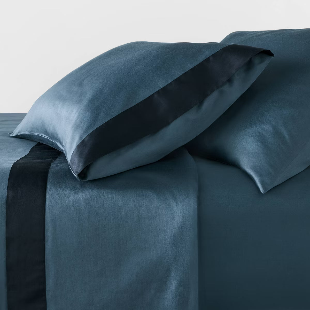 300 Thread Count Contrast Border Sheet Set Blue - Threshold™ designed with Studio McGee-Twin/Twin Extra Long