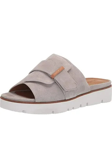 Gentle Souls by Kenneth Cole Women's Lavern Lightweight Platform Strap Slide - Oyster - Size 9.5 M