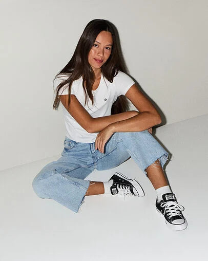CONVERSE Chuck Taylor All Star Canvas in Black - Unisex Sizing M10/W12