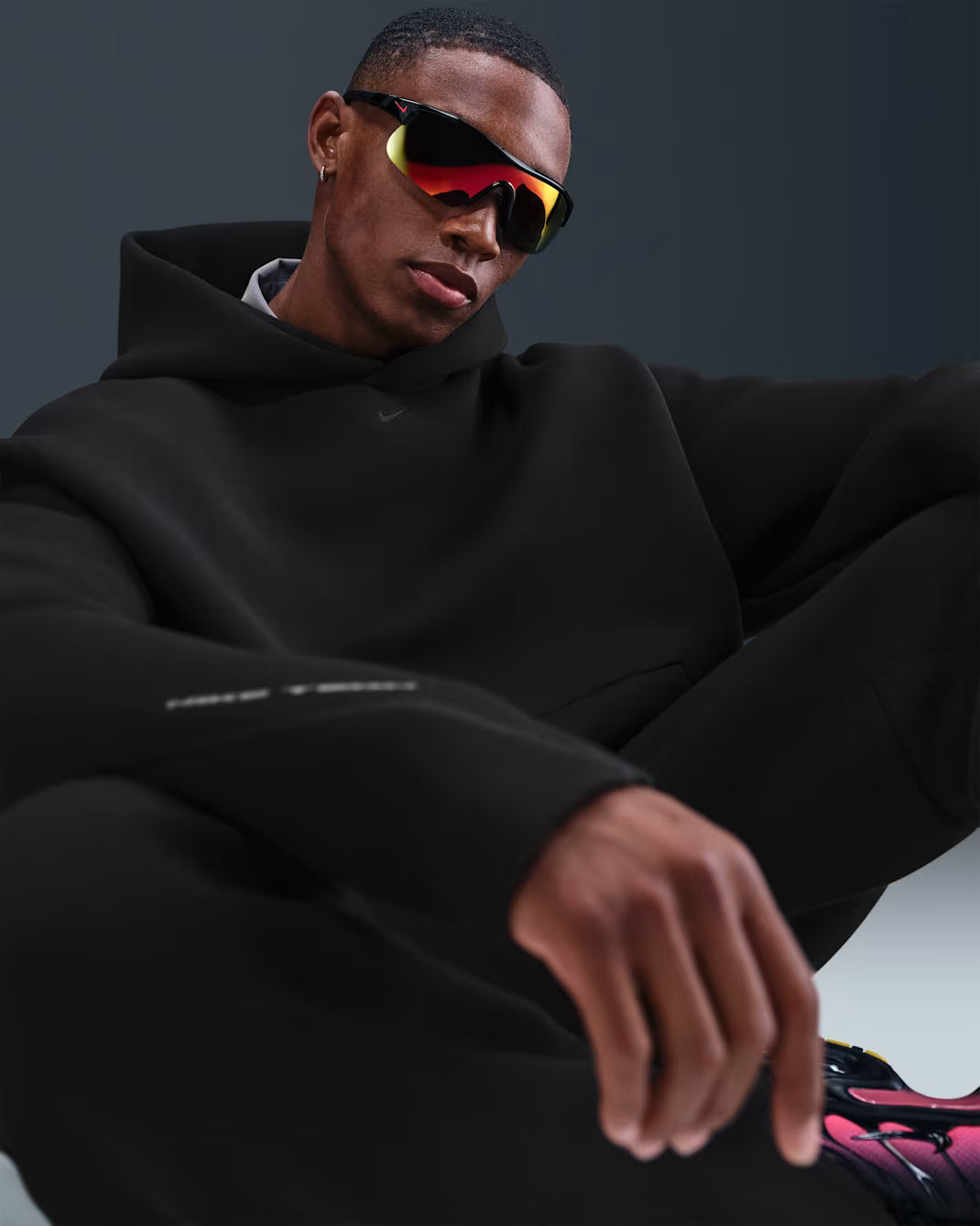 Nike Tech Men's Fleece Oversized Hoodie-Size Small