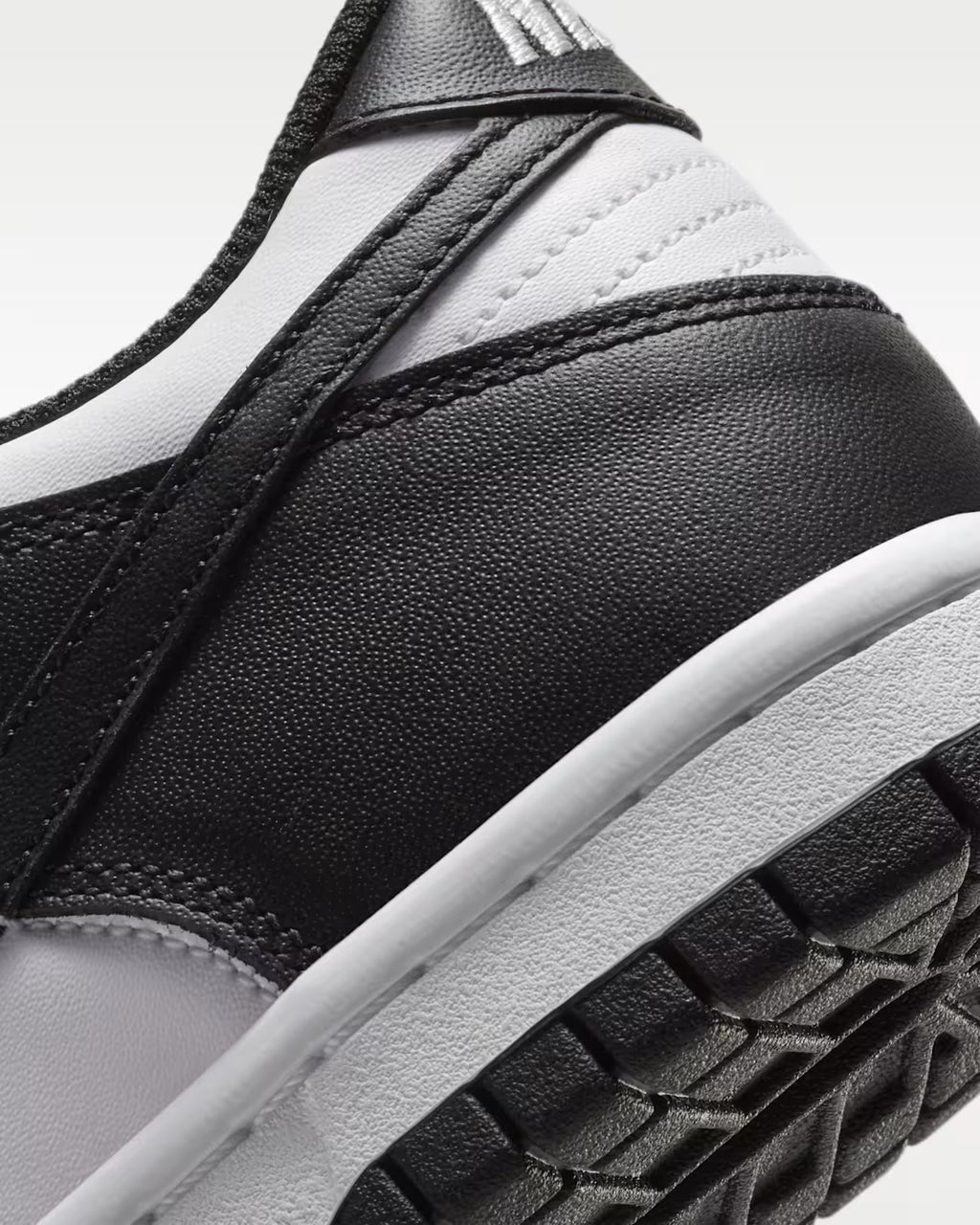 NIKE Little Kids Dunk Low - White/Black/White - 2Y