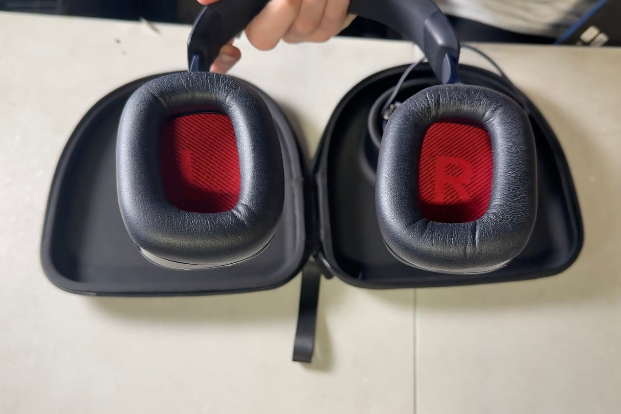 Logitech G Astro A30 Lightspeed Wireless Gaming Headset, Bluetooth Enabled, Dolby Atmos, Detachable Boom, 27h Battery, USBC Charging, for PS5, PS4, Xbox, Nintendo Switch, PC, Android - Blue