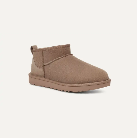 Womens UGG® Classic Ultra Mini Boot Size:7 Color: Chesnut (New)