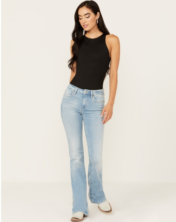 Idyllwind Women's Rebel Kinsdale Light Wash Mid Rise Bootcut Jeans 2/34