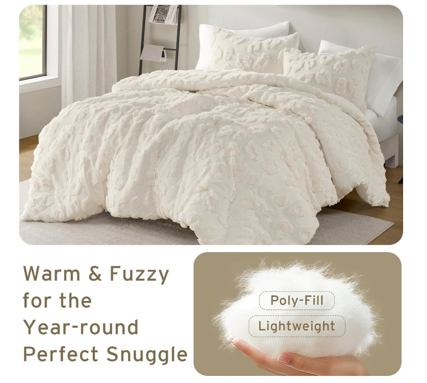 Intelligent Design Chenille Tufted Off-White Queen Comforter Set, 3pc