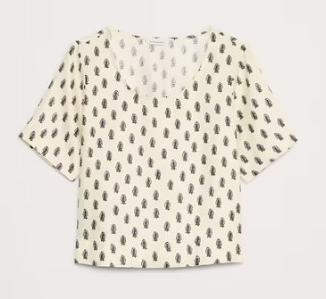 Banana Republic Linen Scoop-Neck Top - Size: Medium