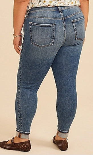 Plus Size m jeans by Maurice's™ Cool Comfort Mid Rise Double Button Cuff Hem Jegging Women's 16w