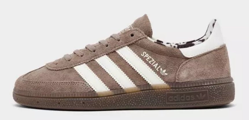 Women's Adidas Originals Handball Spezial Casual Shoes Size: 9