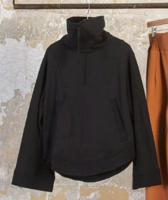 Premium Streetwear - Medio Pull Over Black