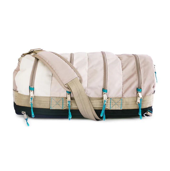 badlands travel bag