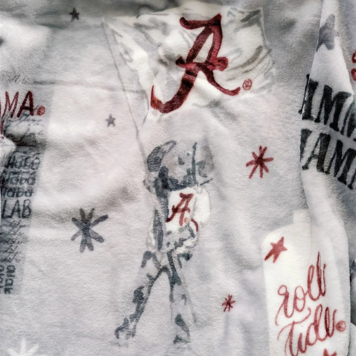GRACEFULLY MADE ART - University of Alabama Flannel Fleece Blanket - 50 x 60 in