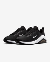 Nike Women's Air Zoom Bella 7 Size: 9.5