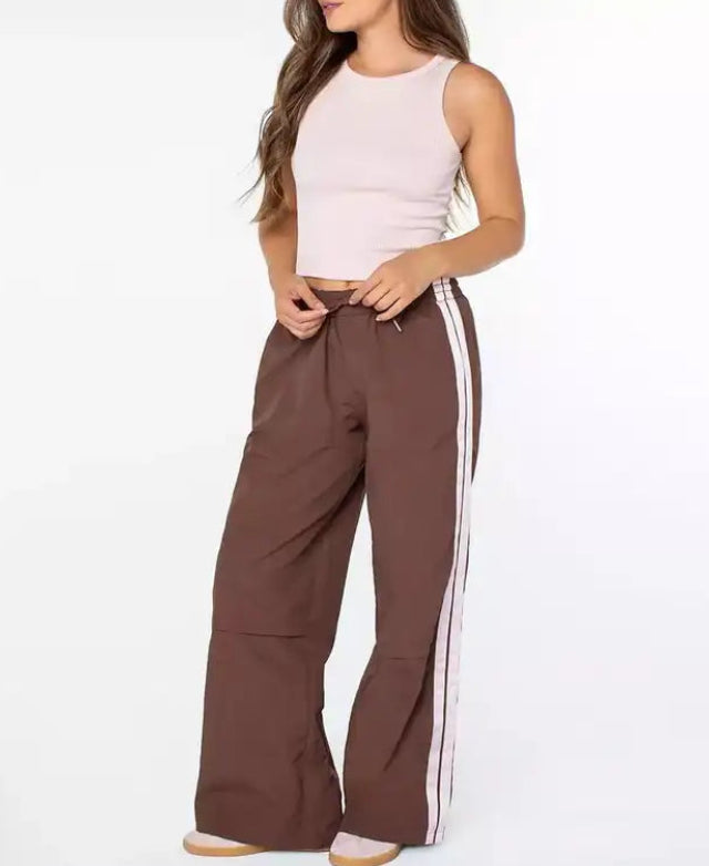 CELEBRITY PINK Juniors' Side-Stripe Track Pants - Shaved Chocolate - S
