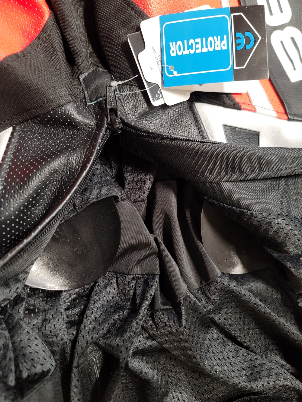 CUSTOM! MOTO LEATHER VALLEY | Men's Leather Racing Suit | Berik Race-Tech Inspired | USA 46 XL | XL Gloves Included!